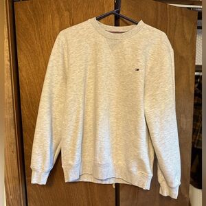 Tommy Hilfiger men’s crewneck